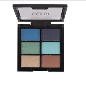 ❣️❣️ eyeshadow pallette